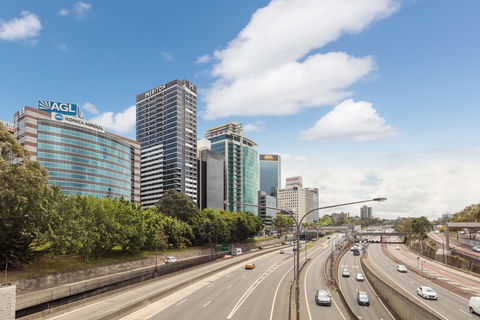 Meriton Suites North Sydney - Accommodation in Bendigo 0