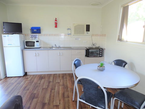 Moonta Bay Cabins - Cabin 3 - Accommodation in Bendigo 1