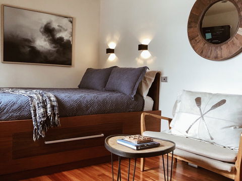 Salt Box Hideaways - Accommodation in Bendigo 1