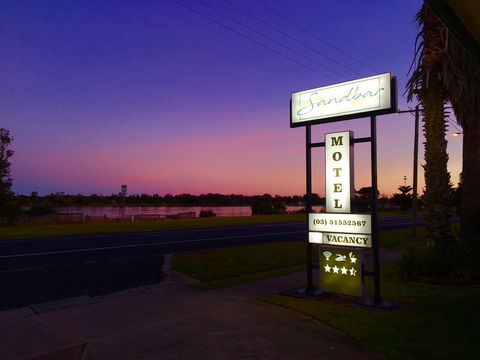 Sandbar Motel Lakes Entrance - Accommodation in Bendigo 0