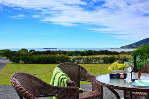 Sisters Beach Retreat - Accommodation in Bendigo 0