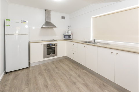 Spalding Lodge Unit 16 - Accommodation in Bendigo 2