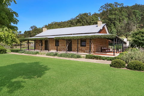 The Glen - Accommodation in Bendigo 0