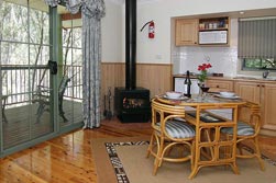 Eagle Hammer Cottages - Accommodation in Bendigo 5