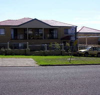 Marks Villa by the Sea - Accommodation in Bendigo