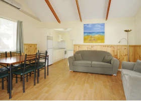 Stratford On The River Tourist Park - Accommodation in Bendigo 3