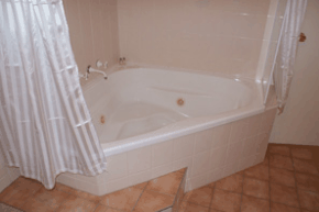 Burke  Wills Motor Inn - Accommodation in Bendigo