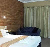 AA Hilldrop Motor Inn - Accommodation in Bendigo