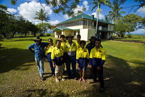 Kookaburra Tours - Accommodation in Bendigo 2