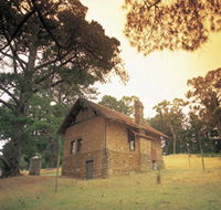 Heysen - The Cedars - Accommodation in Bendigo