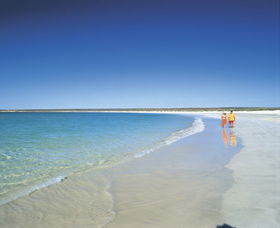Gnaraloo - Accommodation in Bendigo 0