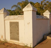 Morrell Memorial - Accommodation in Bendigo