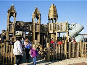 Jubilee Park Adventure Playground - Accommodation in Bendigo 0