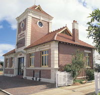 Merredin Town Hall - Accommodation in Bendigo