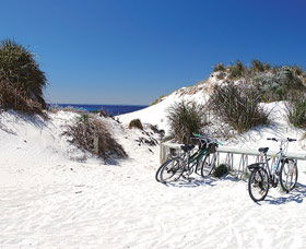 Little Parakeet Bay - Accommodation in Bendigo 0