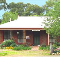 Stacey Studio Gallery  Almond Grove BB - Accommodation in Bendigo
