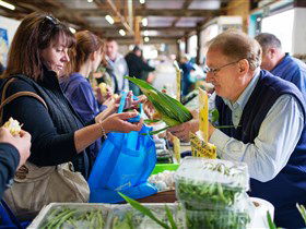 Mount Pleasant Farmers Market - Accommodation in Bendigo 0