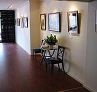 Peter Walker Fine Art - Accommodation in Bendigo