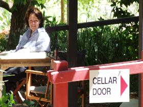 Pages Flat SA Accommodation in Bendigo