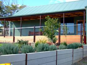 Willunga Creek Wines - Accommodation in Bendigo 0