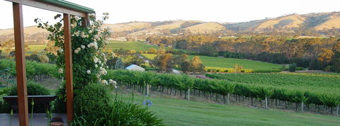 DogRidge - Accommodation in Bendigo 2