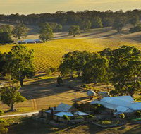 Hutton Vale and Farm Follies - Accommodation in Bendigo