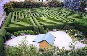 Westbury Maze And Tea Room - Accommodation in Bendigo 0