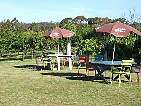 Cerise Brook Orchard & Family Golf - Accommodation in Bendigo 0
