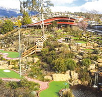 Putters Adventure Golf - Accommodation in Bendigo