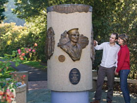 Edward 'Teddy' Sheean Memorial And Sheean Walk - Accommodation in Bendigo 0