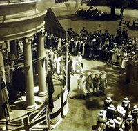 UQ Fryer Library - Accommodation in Bendigo