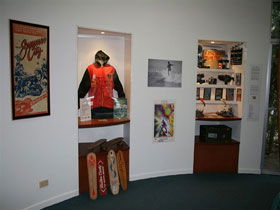 Surf World Gold Coast - Accommodation in Bendigo 0