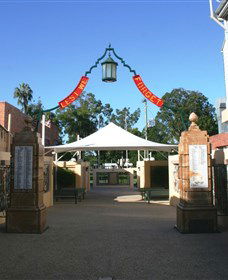 Gympie And Widgee War Memorial Gates - Accommodation in Bendigo 0