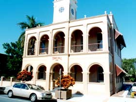 Mackay Town Hall - Accommodation in Bendigo 0
