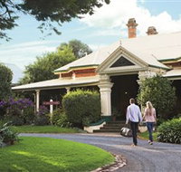 Historical Walk Through Russell Street - Accommodation in Bendigo