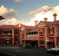 Historic Walk Through Mort Estate - Accommodation in Bendigo
