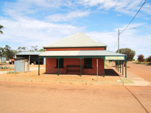 Leahy Historical House - Accommodation in Bendigo 5