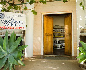 Robinvale Wines - Accommodation in Bendigo 0