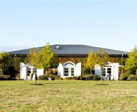 Dominique Portet - Accommodation in Bendigo 0