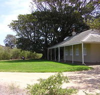 Black Rock House - Accommodation in Bendigo