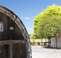 St Huberts Cellar Door  Vineyard - Accommodation in Bendigo