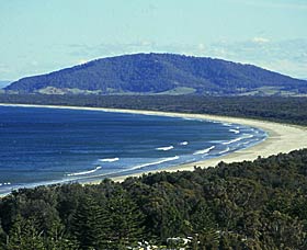 Sir Charles Kingsford Smith Memorial And Lookout - Accommodation in Bendigo 0