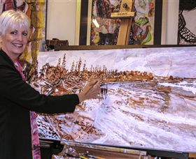 Salt And Pepper Gallery - Accommodation in Bendigo 0
