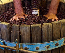 Chrismont - Accommodation in Bendigo 1