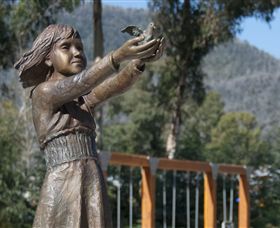 Marysville Kin Playspace - Accommodation in Bendigo 0