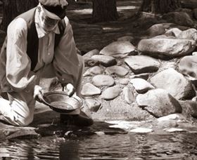 Bathurst Goldfields Education And Function Centre - Accommodation in Bendigo 0