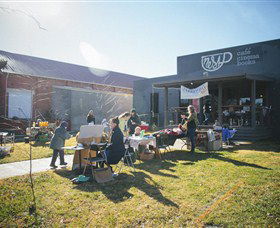 Nest Cinema Cafe Books - Accommodation in Bendigo 0