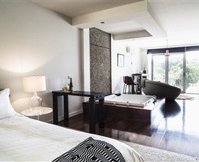 Polperro Winery - Accommodation in Bendigo 6