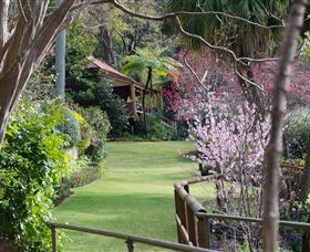 Spring Bluff Railway Station - Accommodation in Bendigo 3