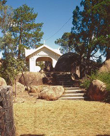 Stanthorpe Soldiers Memorial - Accommodation in Bendigo 1